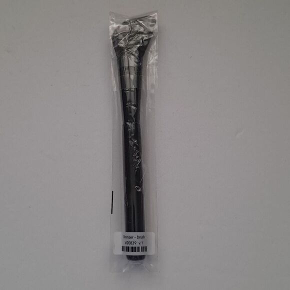 Young Living-Savvy Minerals bronzer new - Picture 6 of 6